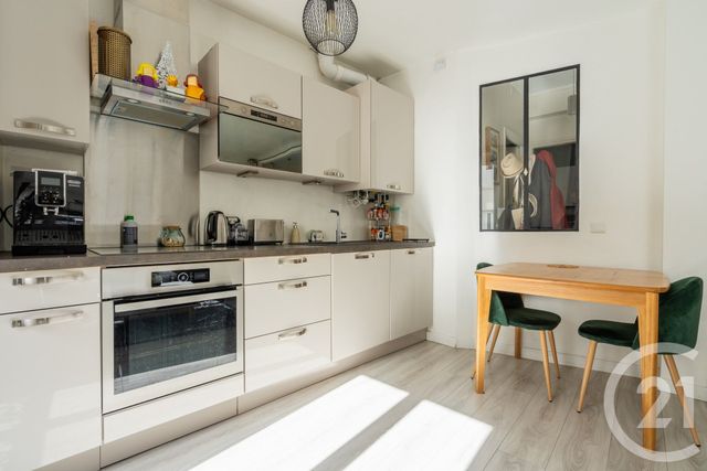 Appartement F2 à vendre - 2 pièces - 43,74 m2 - Paris - 75011 - ILE-DE-FRANCE