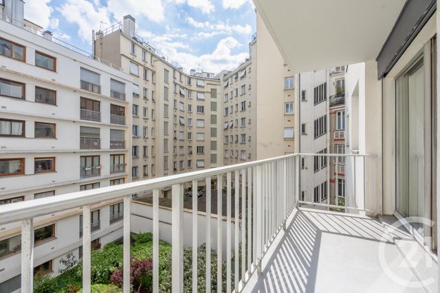 Appartement F2 à vendre - 2 pièces - 42 m2 - Paris - 75011 - ILE-DE-FRANCE
