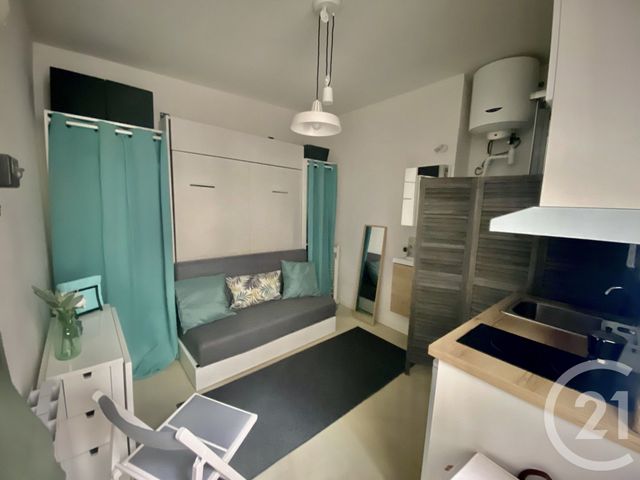 Appartement Studio à vendre - 1 pièce - 10 m2 - Paris - 75011 - ILE-DE-FRANCE