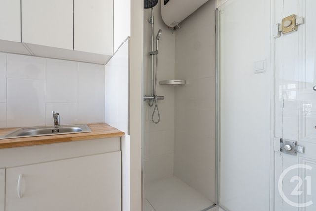 Chambre à vendre - 1 pièce - 8,55 m2 - Paris - 75011 - ILE-DE-FRANCE