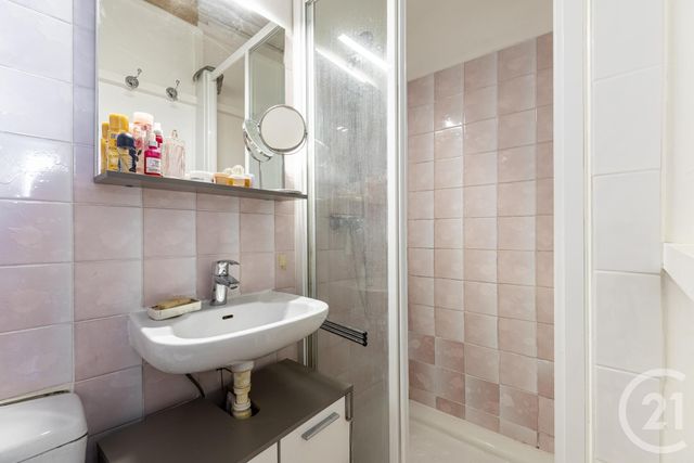 Appartement Studio &agrave; vendre - 1 pi&egrave;ce - 22,25 m2 - Paris - 75011 - ILE-DE-FRANCE