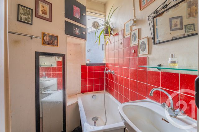 Appartement F2 &agrave; vendre - 2 pi&egrave;ces - 30 m2 - Paris - 75011 - ILE-DE-FRANCE