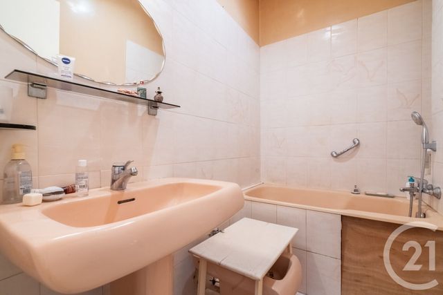 Appartement F2 &agrave; vendre - 2 pi&egrave;ces - 44,69 m2 - Paris - 75011 - ILE-DE-FRANCE