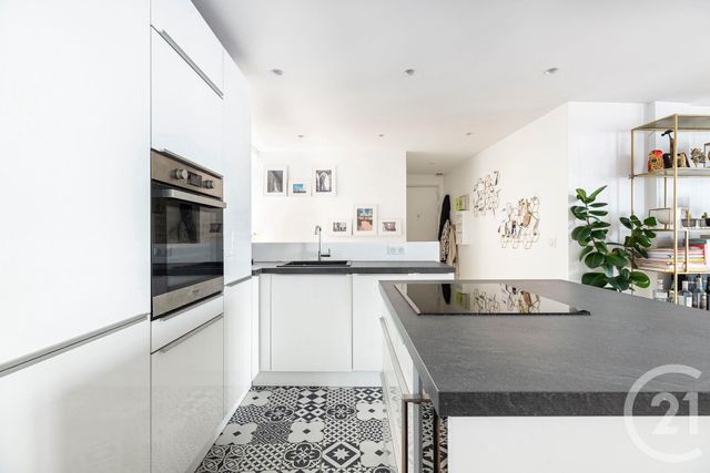 Afficher la photo en grand Appartement F3 à vendre - 3 pièces - 67,21 m2 - Paris - 75012 - ILE-DE-FRANCE