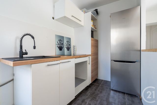 Appartement F3 à vendre - 3 pièces - 54,03 m2 - Paris - 75020 - ILE-DE-FRANCE