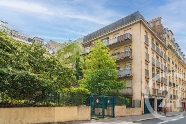 Appartement F1 à vendre - 1 pièce - 30,50 m2 - Paris - 75011 - ILE-DE-FRANCE