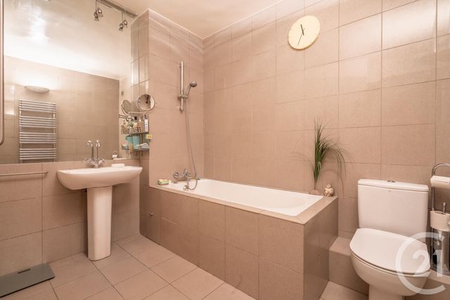 Appartement &agrave; vendre - 3 pi&egrave;ces - 72 m2 - Paris - 75012 - ILE-DE-FRANCE