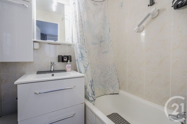 Appartement F2 &agrave; vendre - 2 pi&egrave;ces - 25,44 m2 - Paris - 75011 - ILE-DE-FRANCE