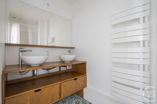 Appartement F4 &agrave; vendre - 5 pi&egrave;ces - 80,09 m2 - Paris - 75011 - ILE-DE-FRANCE