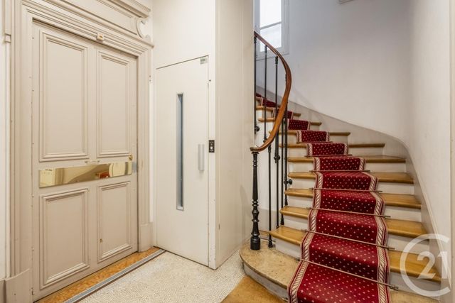 Appartement F4 &agrave; vendre - 5 pi&egrave;ces - 80,09 m2 - Paris - 75011 - ILE-DE-FRANCE