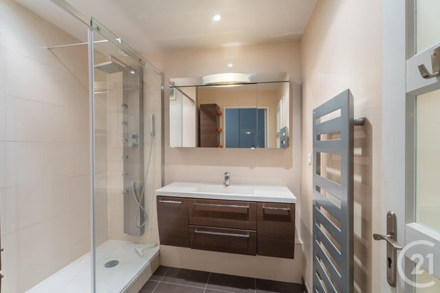 Afficher la photo en grand Appartement F2 à vendre - 2 pièces - 44,46 m2 - Paris - 75012 - ILE-DE-FRANCE
