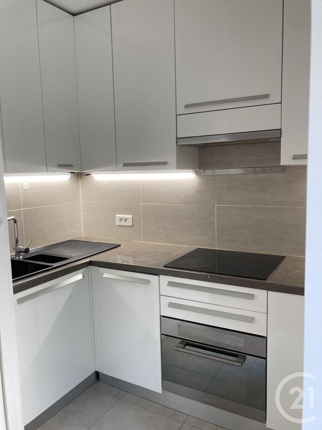 Afficher la photo en grand Appartement F2 à vendre - 2 pièces - 44,46 m2 - Paris - 75012 - ILE-DE-FRANCE