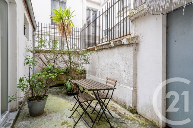 Appartement Local &agrave; vendre - 7 pi&egrave;ces - 120 m2 - Paris - 75010 - ILE-DE-FRANCE